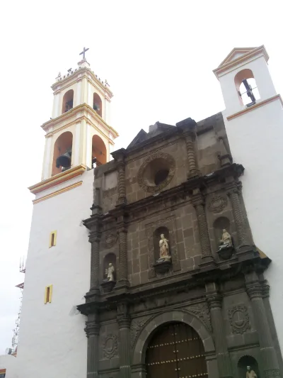 Portada de la Parroquia de San Luis Obispo, Huamantla